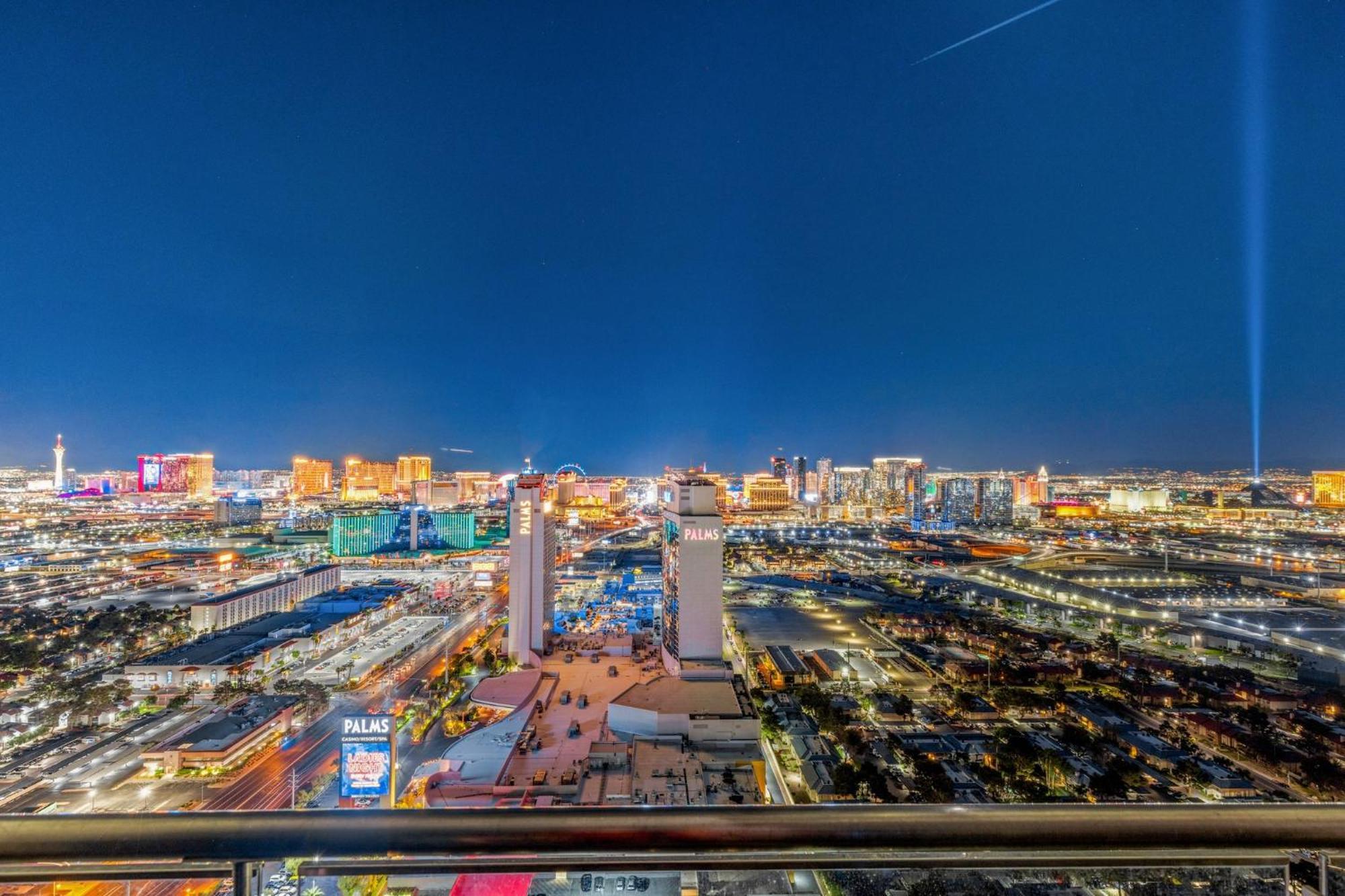 Palms Place Hotel By Zelloo Las Vegas Buitenkant foto